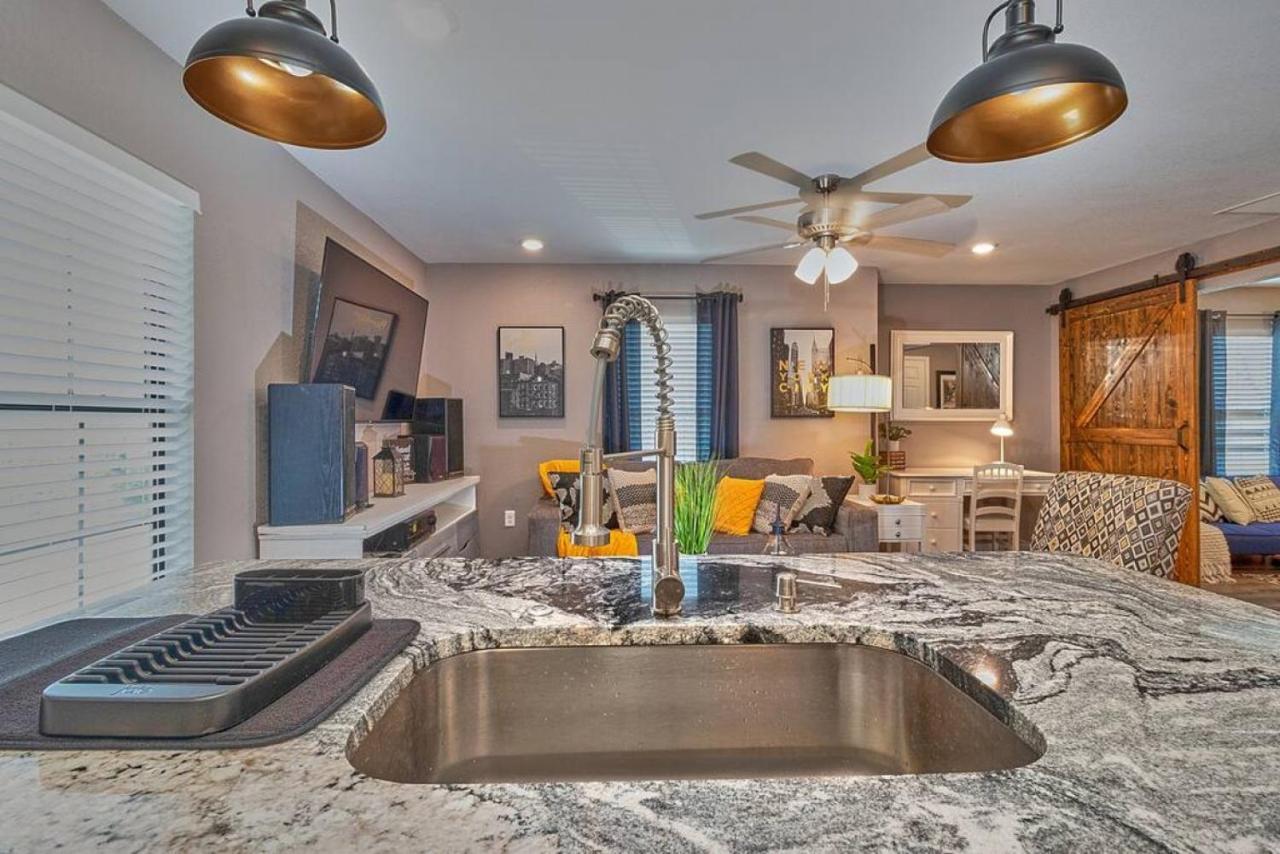 Cozy Haven Attached To Million Home - South Tampa Ngoại thất bức ảnh